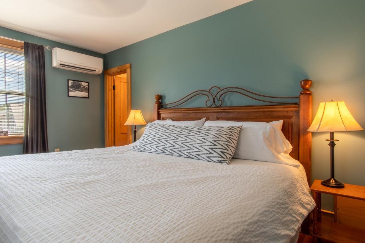 Emilyville Inn Campbellford Buitenkant foto