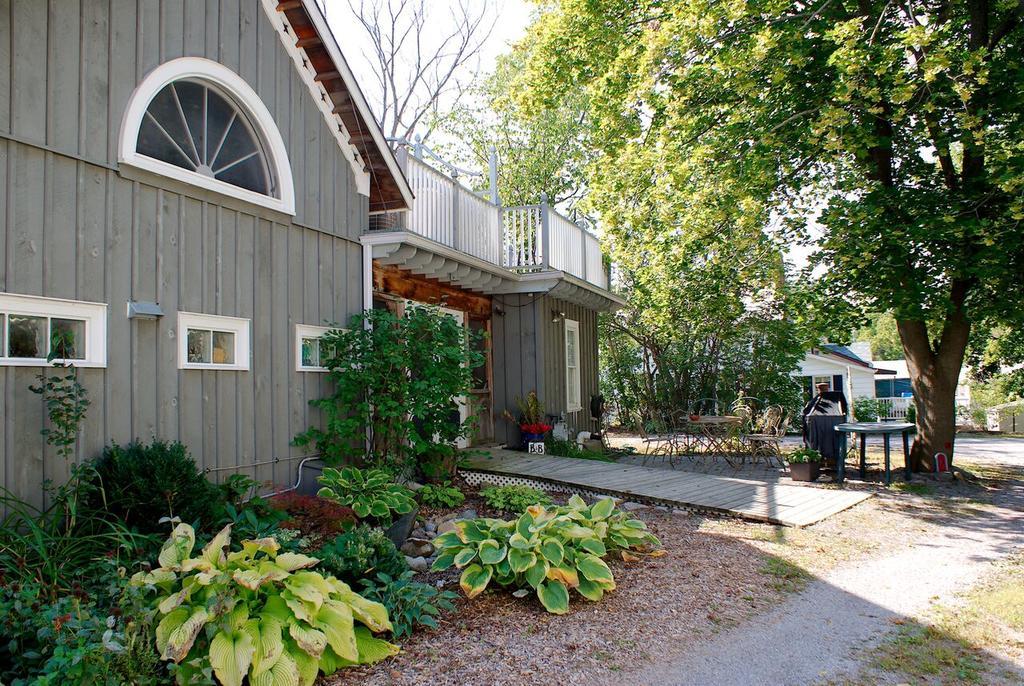Emilyville Inn Campbellford Buitenkant foto